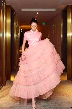 明星蛋糕裙,明星蛋糕裙的时尚演绎