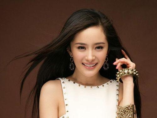 明星招黑理,从言行举止到粉丝效应