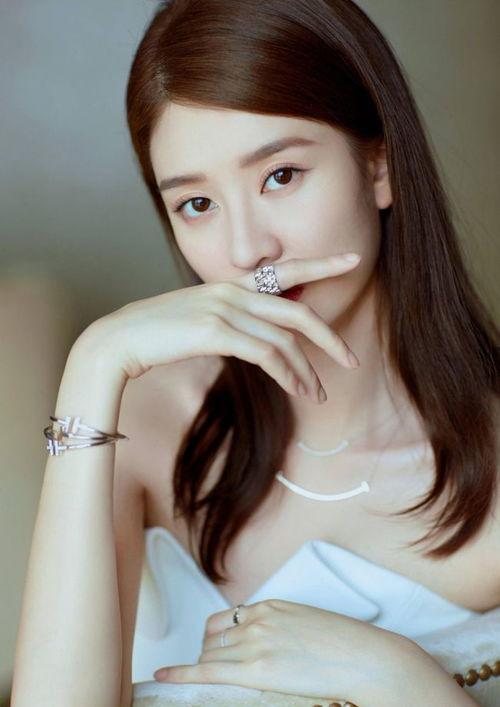 杨紫乔欣最新爆料,揭秘娱乐圈背后的故事