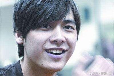 变丑的男明星,揭秘变丑的男明星蜕变之路