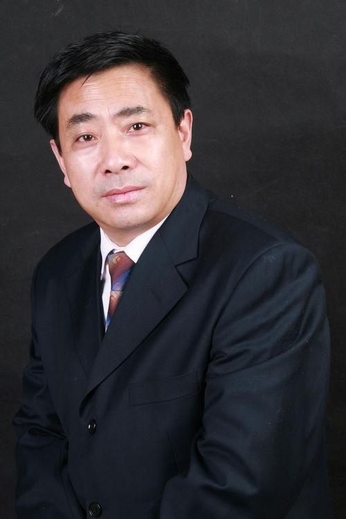 男明星是大学教授,揭秘男明星的学术魅力